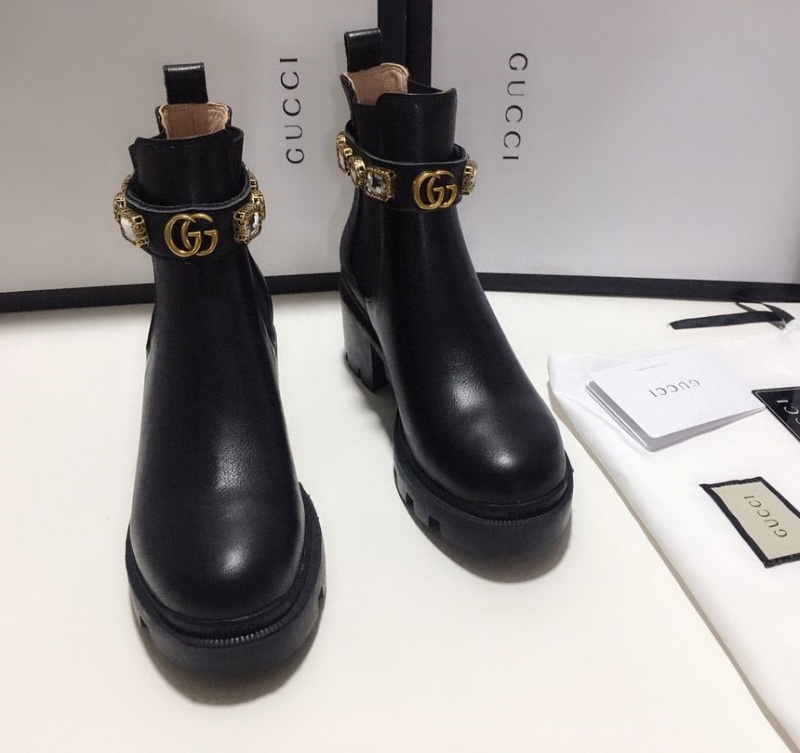 G*u*i boots